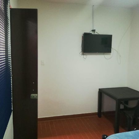 Hostel El Jardin Попаян Екстериор снимка