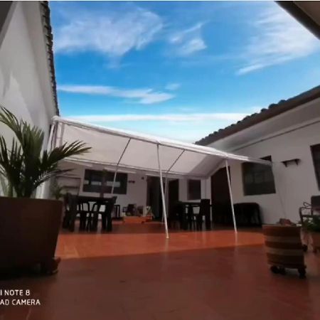 Hostel El Jardin Попаян Екстериор снимка
