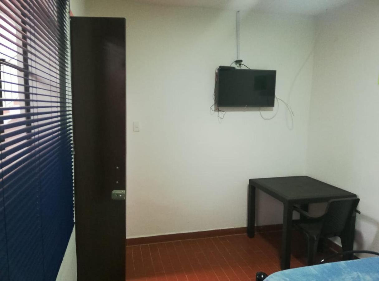 Hostel El Jardin Попаян Екстериор снимка